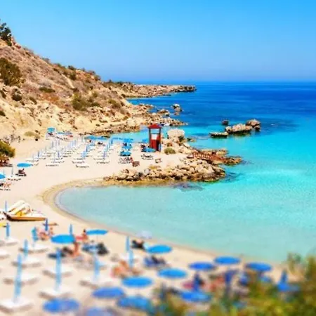 Enjoy A Of A Lifetime Renting Your Own In Paralimni, Paralimni 1214 빌라