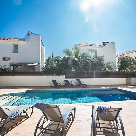 Enjoy A Of A Lifetime Renting Your Own In Paralimni, Paralimni 1214 Villa