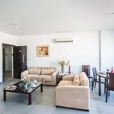 Villa Enjoy A Of A Lifetime Renting Your Own In Paralimni, Paralimni 1214 *