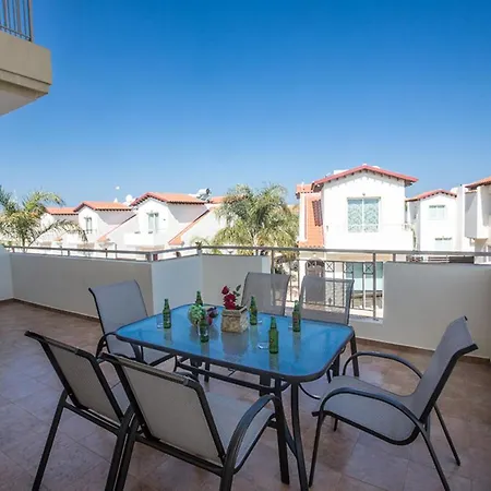 Enjoy A Of A Lifetime Renting Your Own In Paralimni, Paralimni 1214 Villa